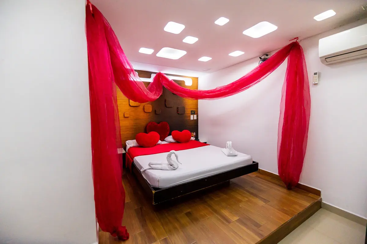 Deluxe Suites — foto 2 de 3