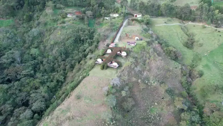 Glamping La Fortuna — foto 2 de 3