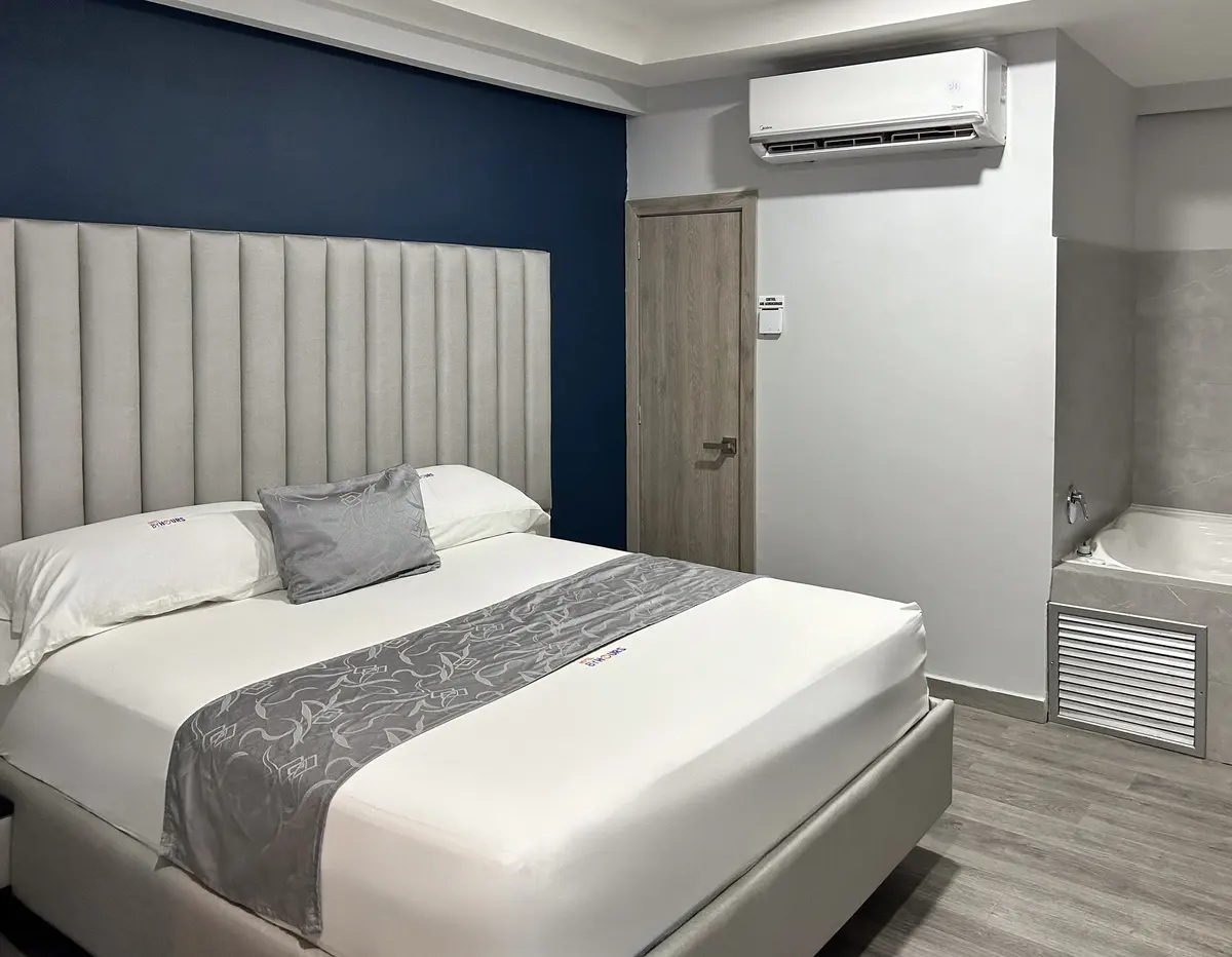 Hotel ByHours Astor — foto 4 de 4