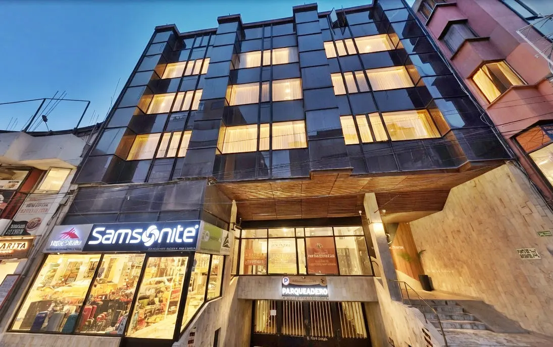 Hotel Suarel Center