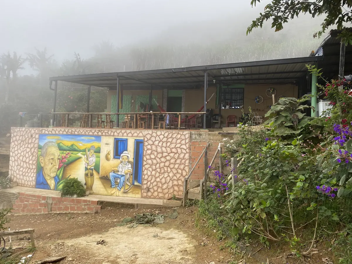 HOSTAL El FORASTERO