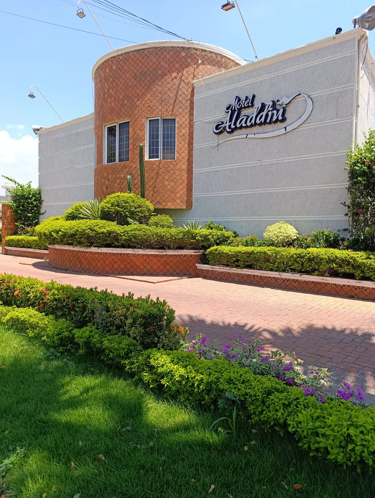 Motel Aladdin
