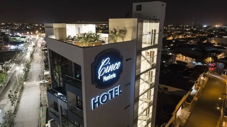 Hotel Cinco Montería