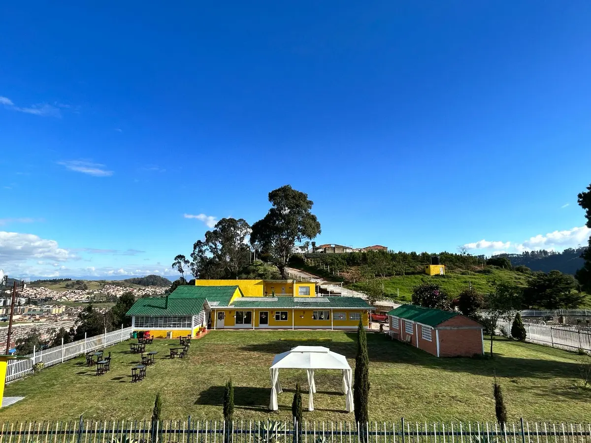 Di Carbone Hotel Restaurante Gastrobar — foto 3 de 3