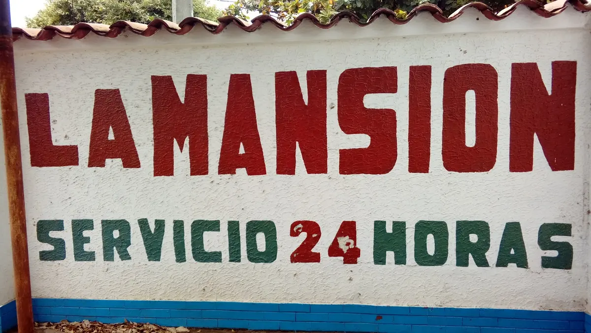 La Mansion — foto 1 de 3