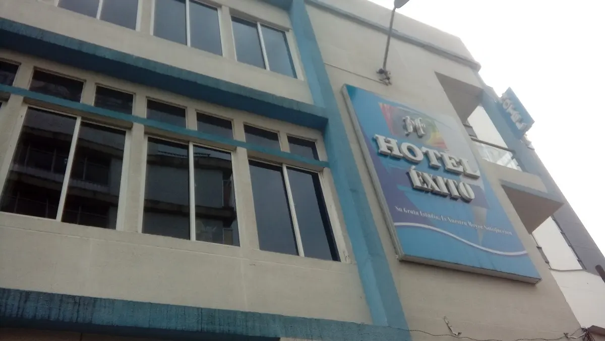 Hotel Exito