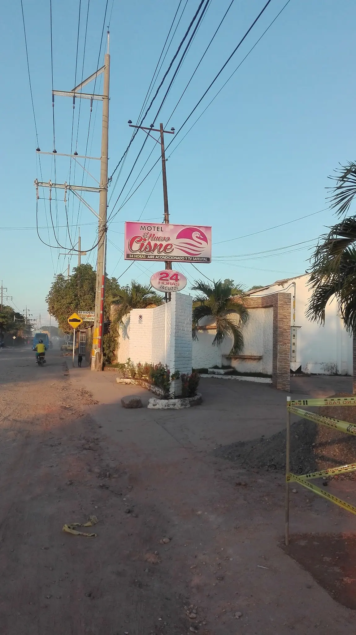 El Nuevo Cisne — foto 2 de 3