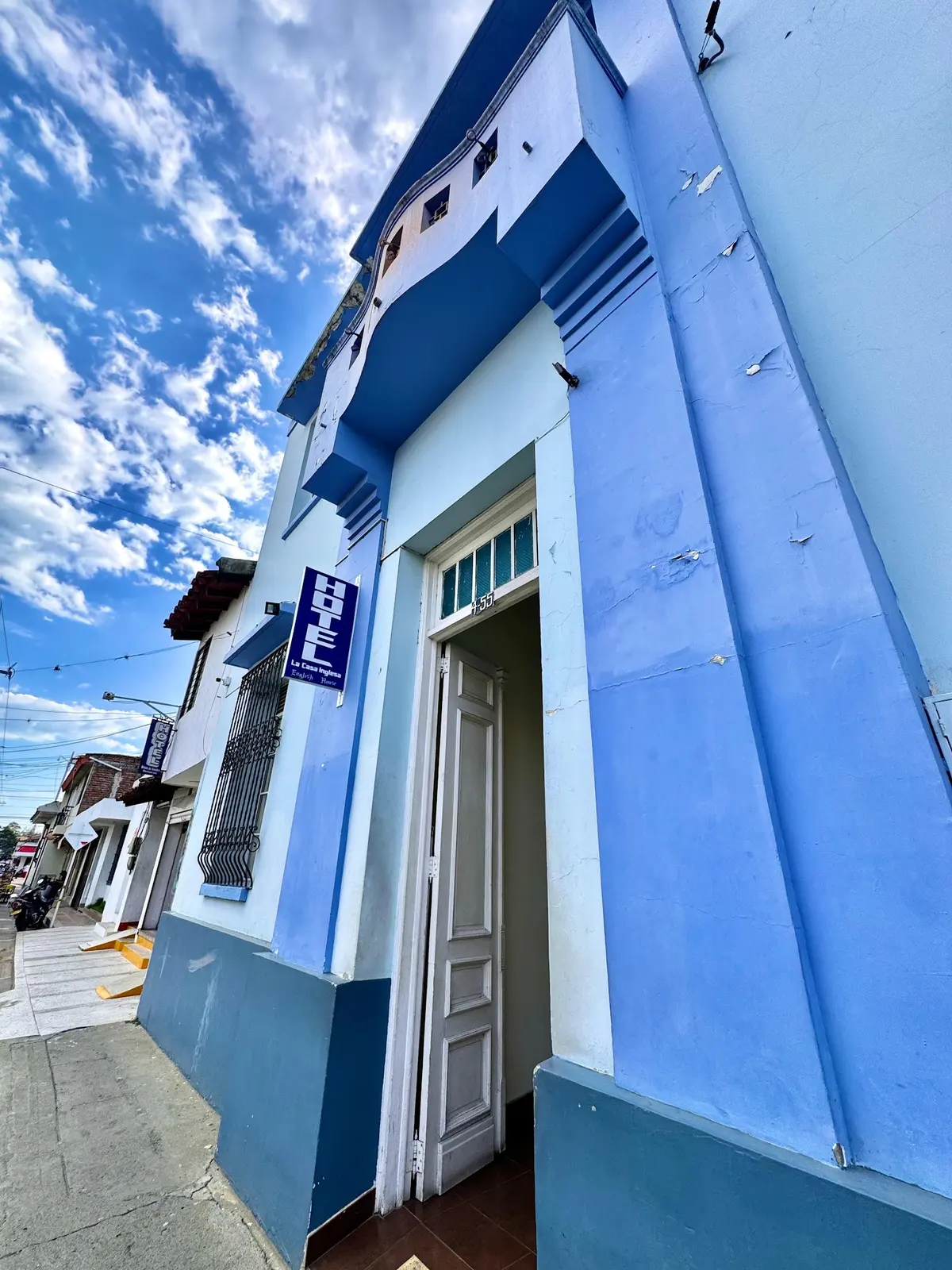 HOTEL EN BUGA - HOTEL LA CASA INGLESA