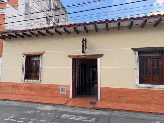 HOTELES EN BUGA - HOTEL COLONIAL
