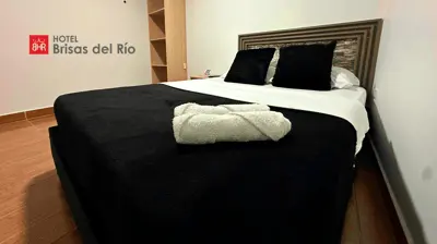 Hotel Brisas del Río Tuluá